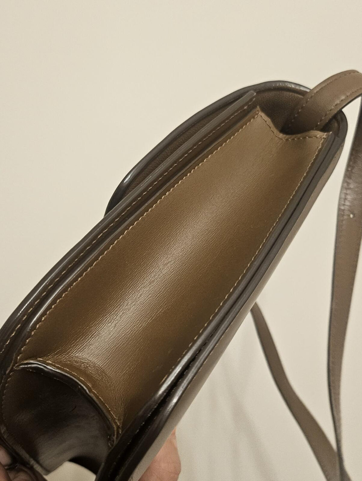 Vintage Celine Classic Box Bag Brown Smooth Calfskin Gold Hardware Crossbody