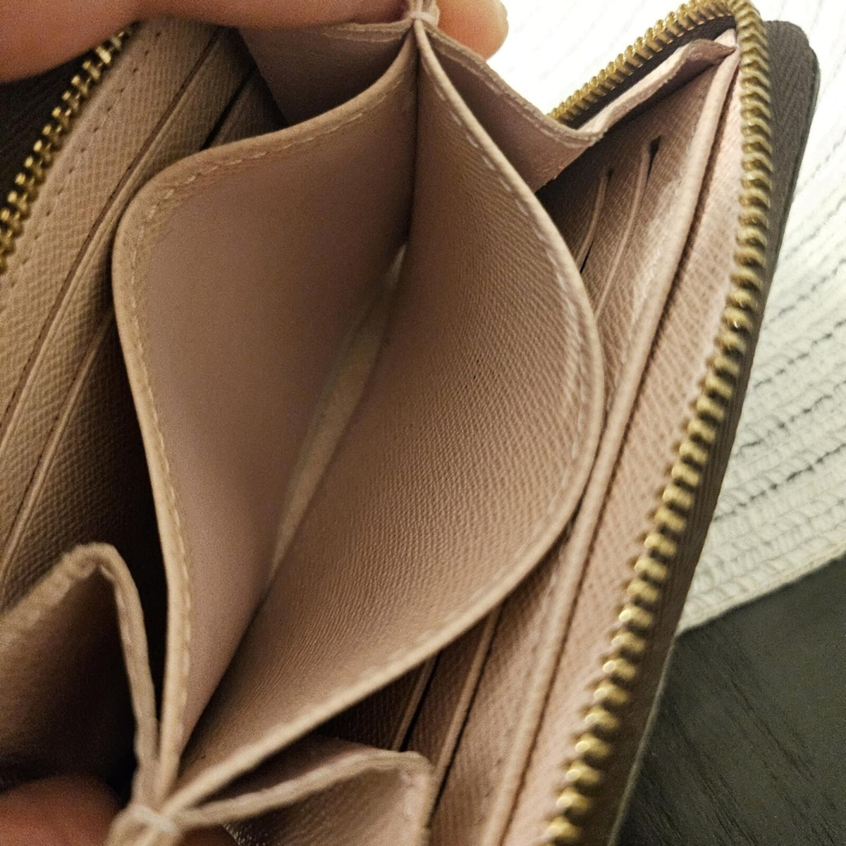 Louis Vuitton Damier Ebene Zippy Coin Purse Wallet