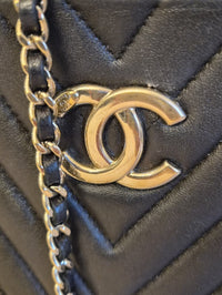 Chanel Chevron Camera Bag – Black Lambskin | 20 Series | Authenticated
