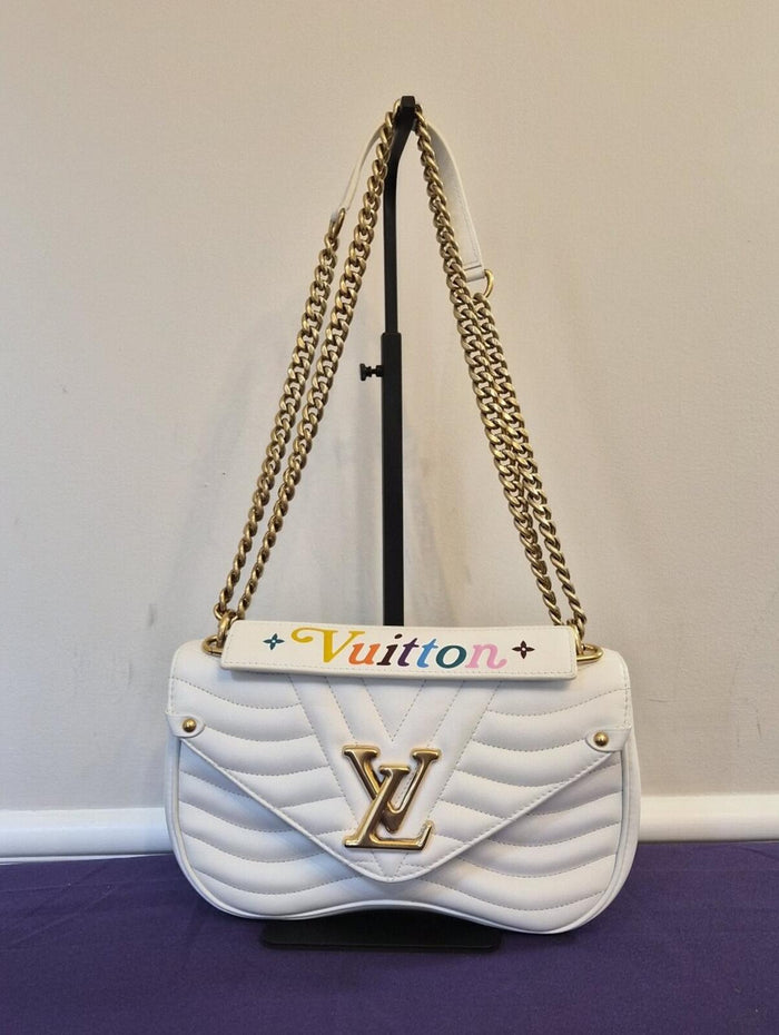 ✨ Louis Vuitton New Wave Chain Bag MM – White Rainbow Logo ✨