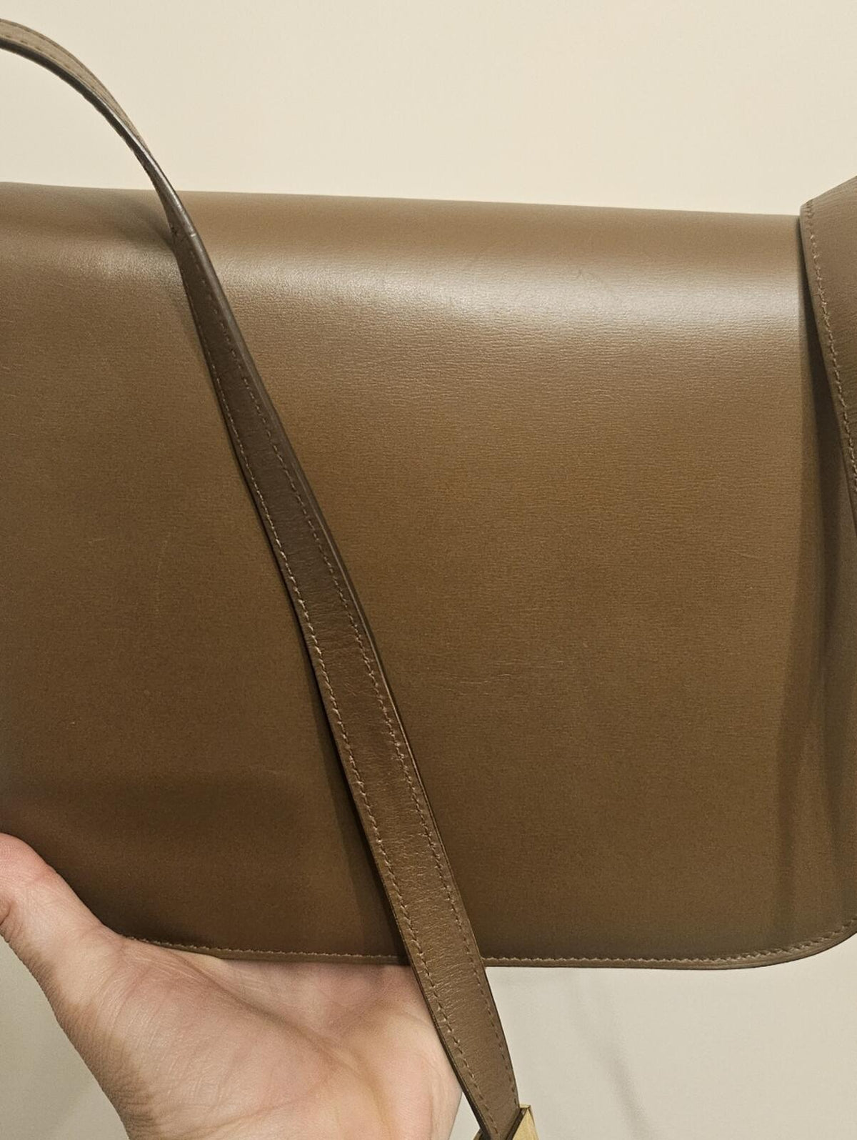 Vintage Celine Classic Box Bag Brown Smooth Calfskin Gold Hardware Crossbody