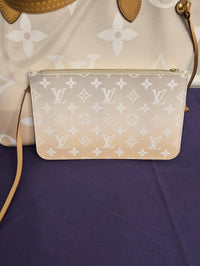 Louis Vuitton Neverfull MM By The Pool with Pouch 2021