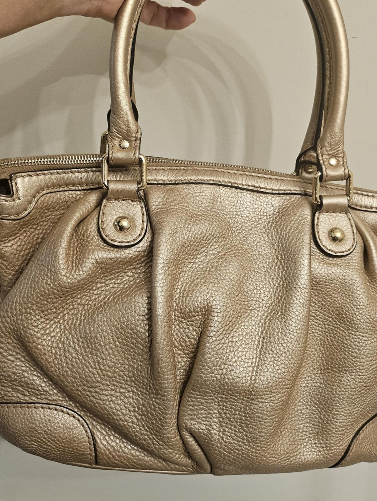 Gucci Sukey Tote Pebbled Leather w/ Strap & GG Charm