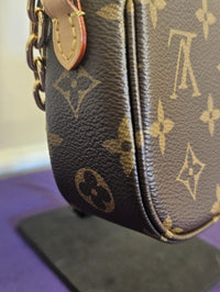 Louis Vuitton Ivy Wallet On Chain Monogram Microchipped w/ Dustbag