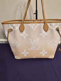 Louis Vuitton Neverfull MM By The Pool with Pouch 2021