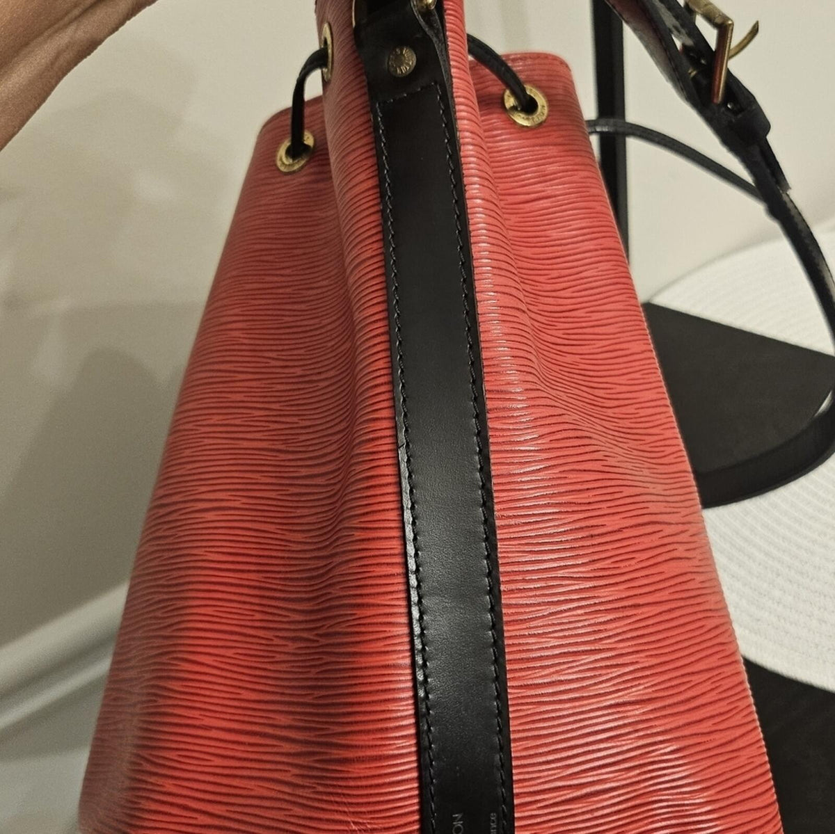 Louis Vuitton Epi Noe Red Bucket Bag