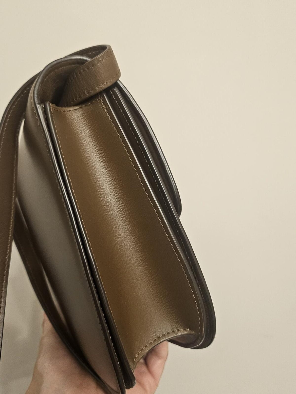 Vintage Celine Classic Box Bag Brown Smooth Calfskin Gold Hardware Crossbody