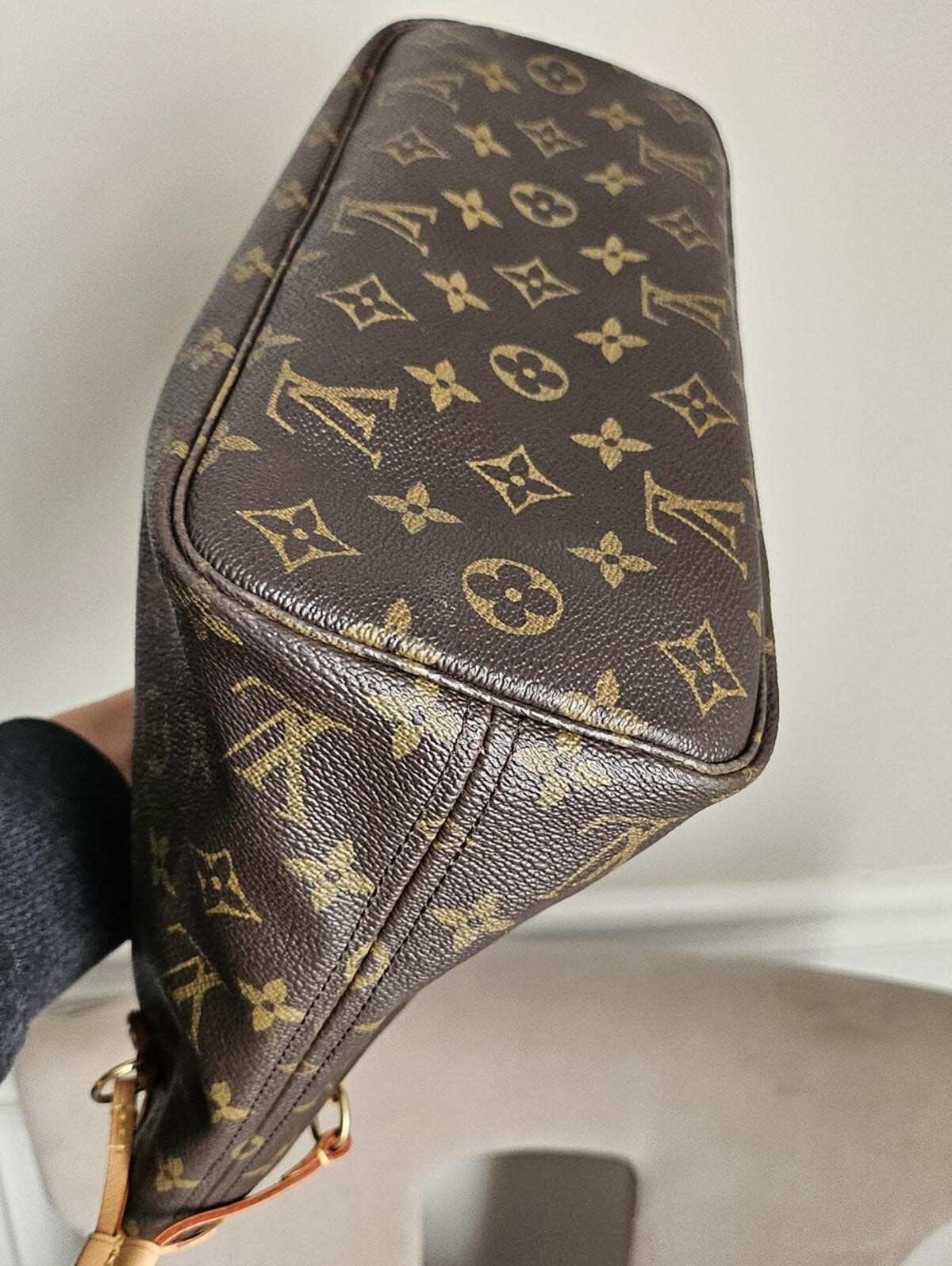 Louis Vuitton Neverfull PM Monogram Tote Bag