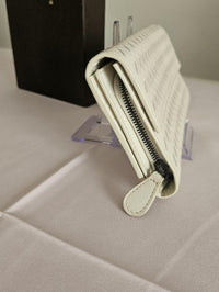 Bottega Veneta Intrecciato Continental Wallet – Ivory