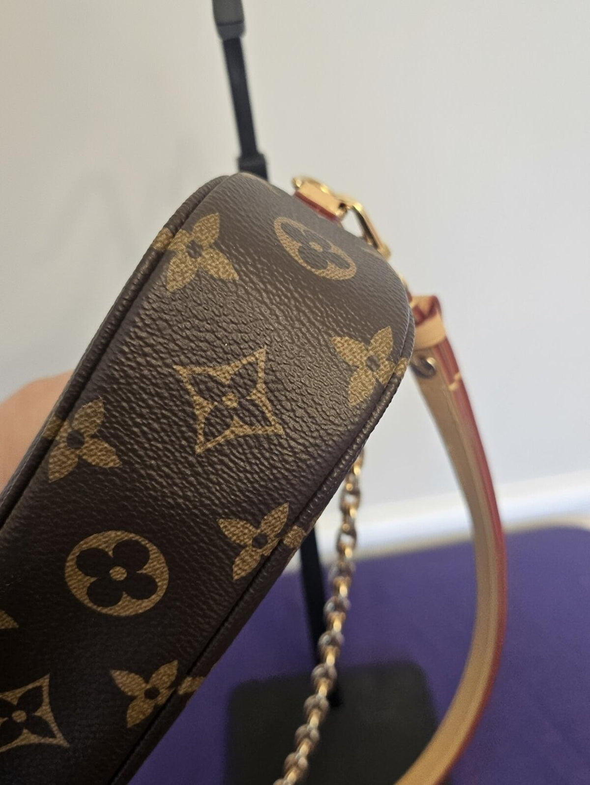 Louis Vuitton Ivy Wallet On Chain Monogram Microchipped w/ Dustbag