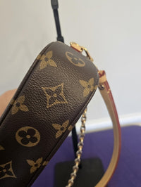 Louis Vuitton Ivy Wallet On Chain Monogram Microchipped w/ Dustbag