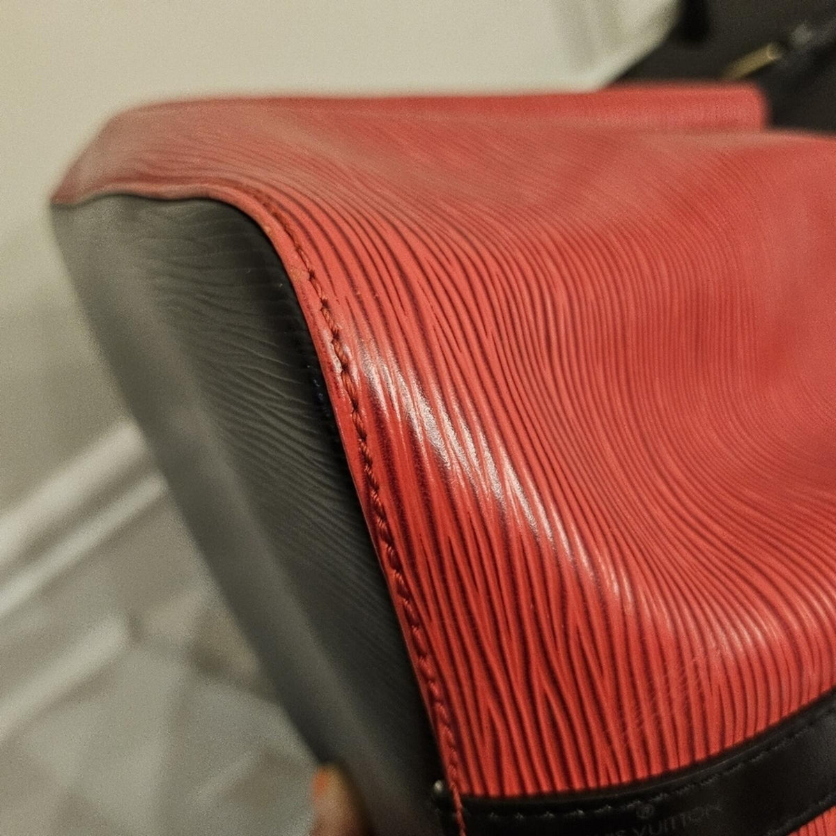 Louis Vuitton Epi Noe Red Bucket Bag