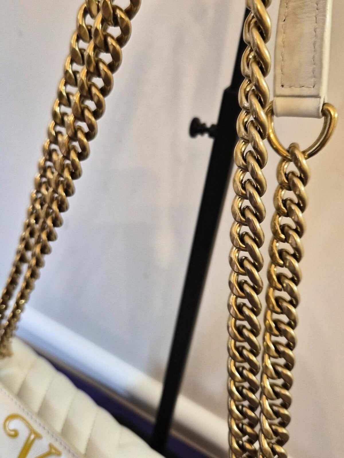✨ Louis Vuitton New Wave Chain Bag MM – White Rainbow Logo ✨